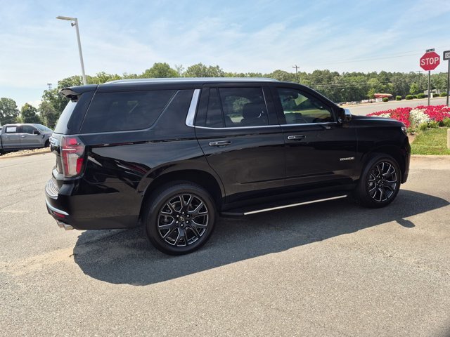 Used 2024 Chevrolet Tahoe Premier w/ Premium Package 2 AWD/4WD image 4