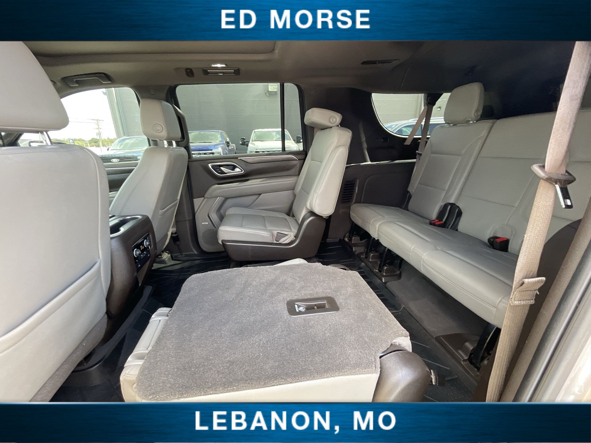 Used 2021 Chevrolet Suburban LT w/ LT Signature Plus Package AWD/4WD image 24