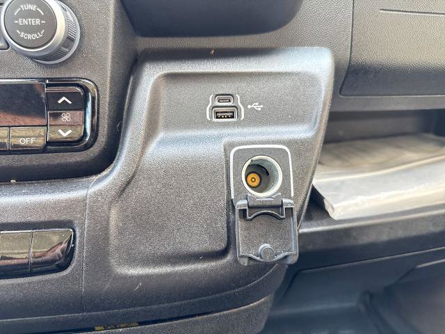 Used 2023 RAM ProMaster 2500 FWD image 31