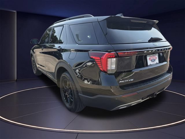 Certified 2026 Ford Explorer Active w/ Active Comfort Package RWD image 6