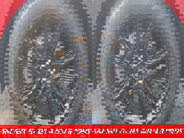 Certified 2024 Ford Edge ST-Line image 9