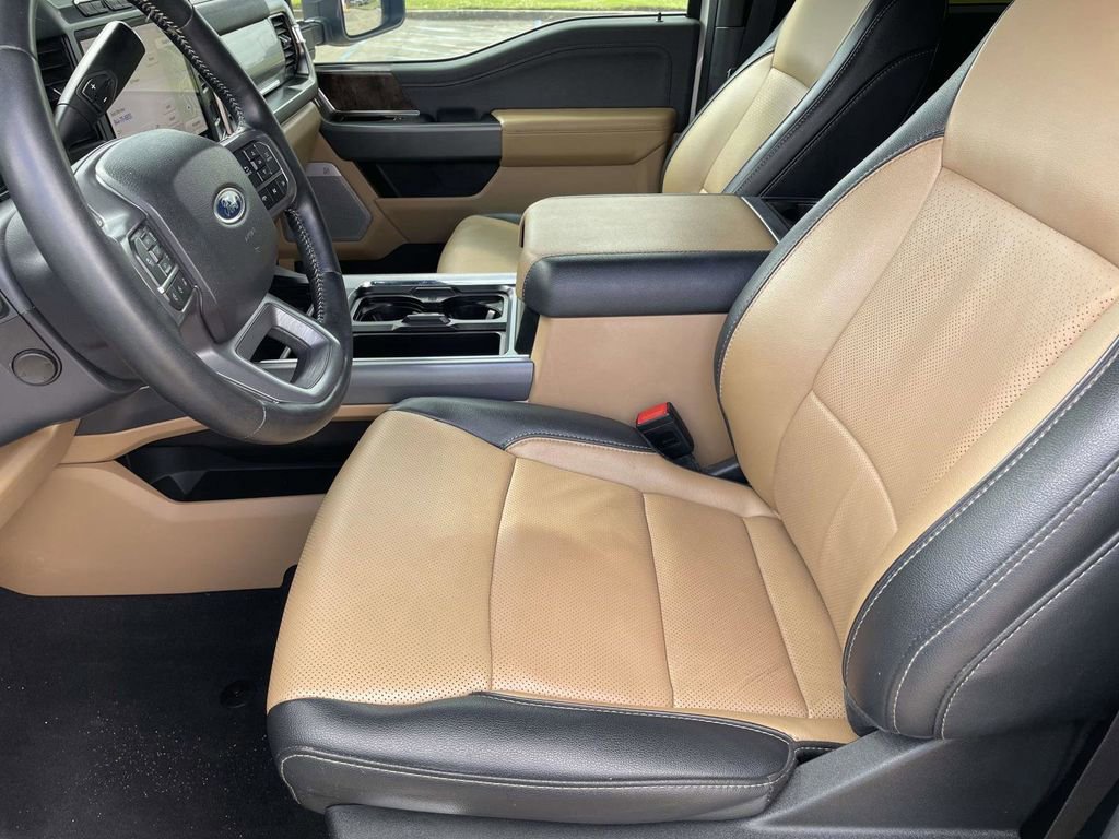 Certified 2024 Ford F350 Lariat w/ Lariat Ultimate Package image 13