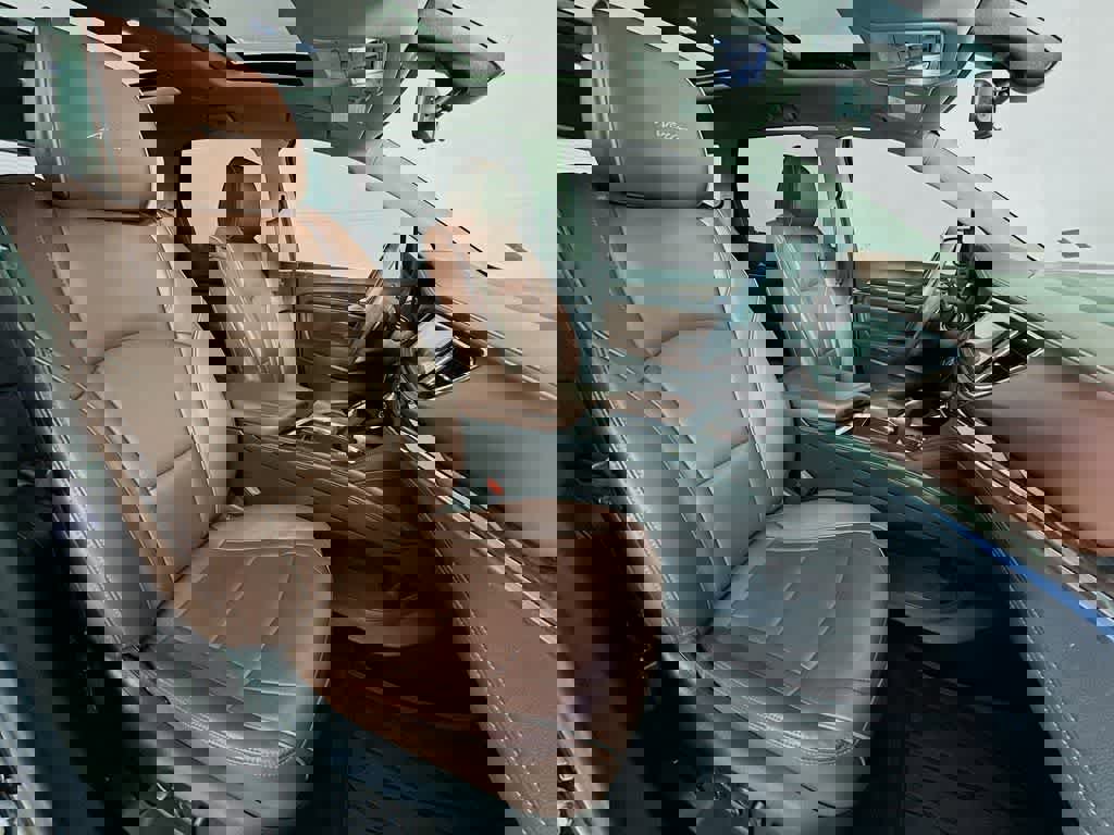 Used 2021 Buick Enclave Avenir w/ Avenir Technology Package image 15