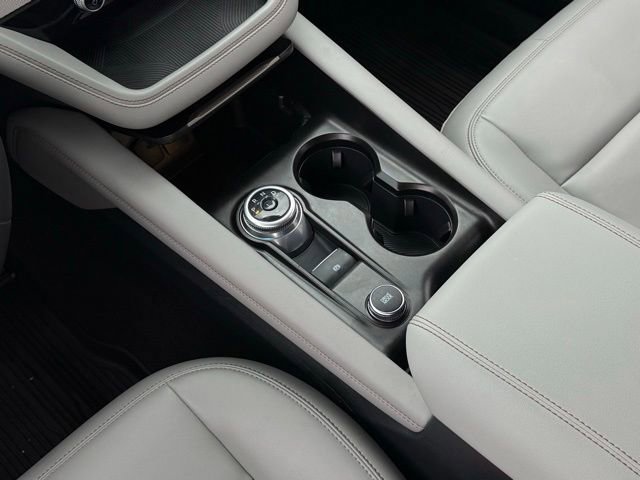 Certified 2025 Ford Explorer Active w/ Active Comfort Package AWD/4WD image 31
