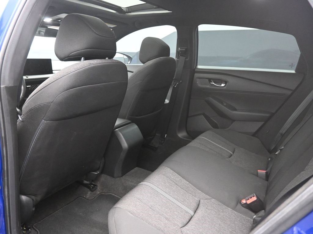 Used 2024 Honda Accord Sport image 2