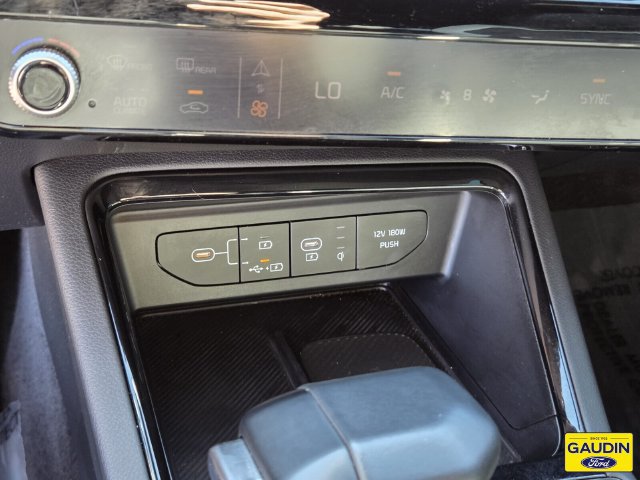 Used 2025 Kia K5 GT-Line w/ GT-Line Premium Package FWD image 23
