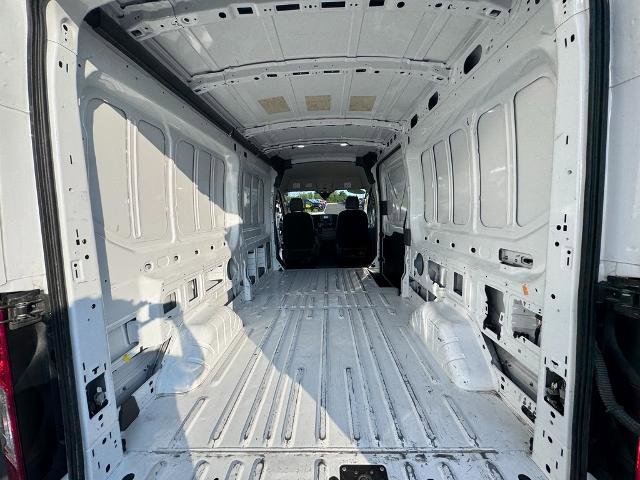 Certified 2023 Ford Transit 250 Medium Roof image 28