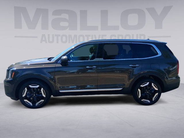 Used 2025 Kia Telluride S AWD/4WD image 2