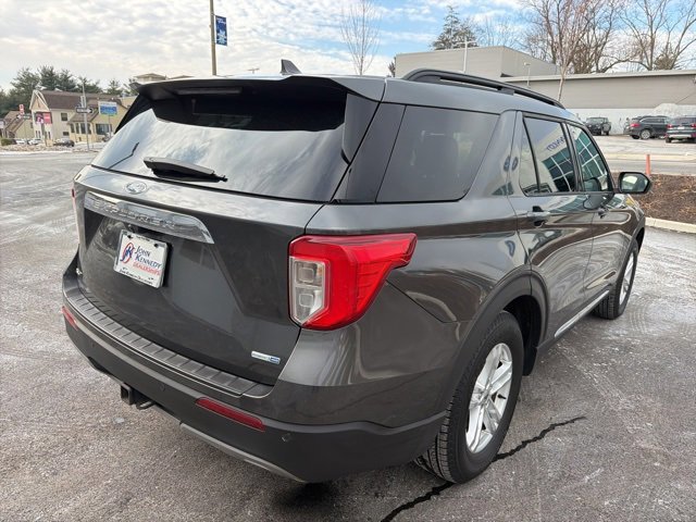 Certified 2020 Ford Explorer XLT w/ Equipment Group 202A image 4