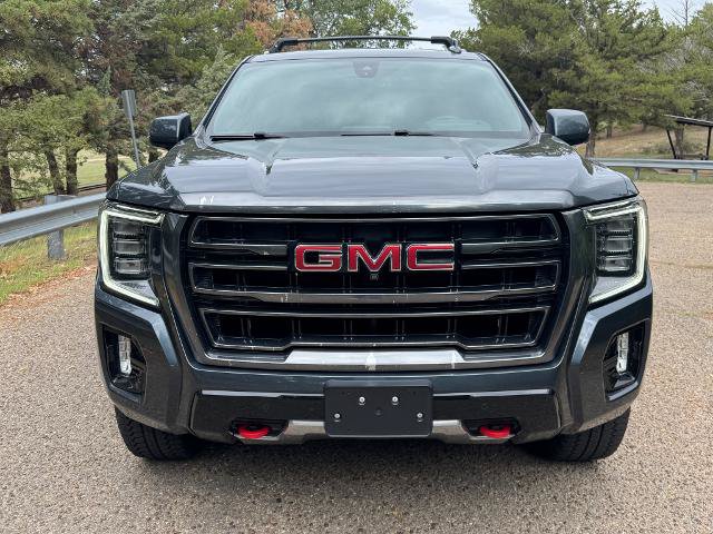 Used 2021 GMC Yukon AT4 w/ Technology Package AWD/4WD image 2