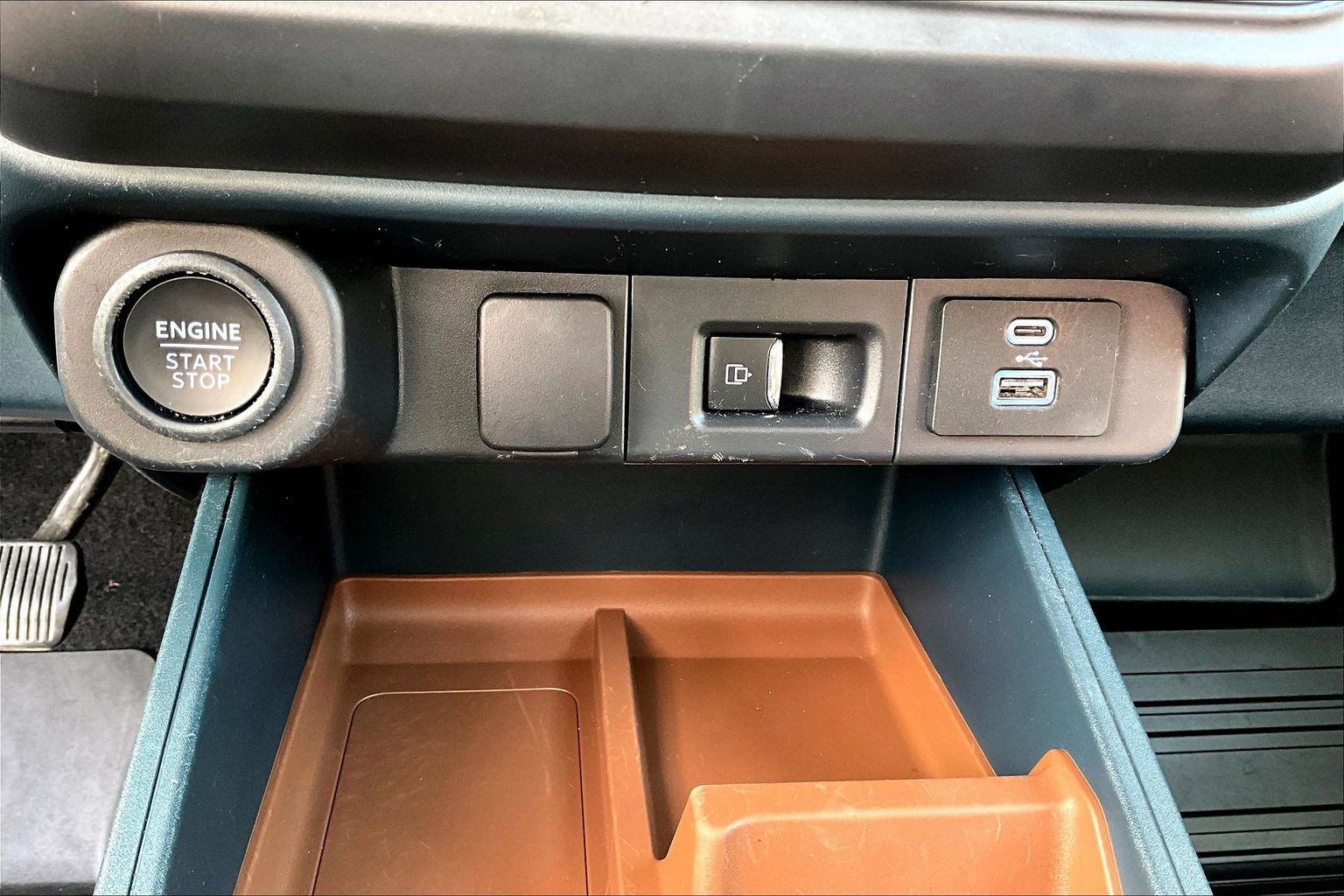 Certified 2022 Ford Maverick Lariat FWD image 17