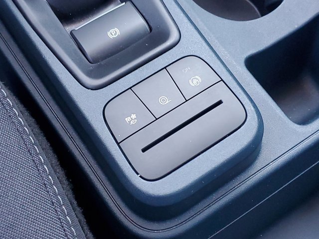 Certified 2023 Ford Maverick XL image 28