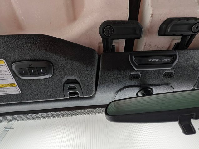 Used 2019 Jeep Wrangler Unlimited Sahara AWD/4WD image 7