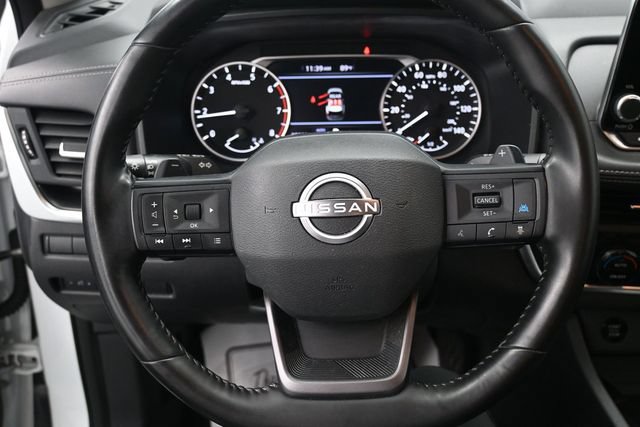 Used 2025 Nissan Rogue SV AWD/4WD image 10