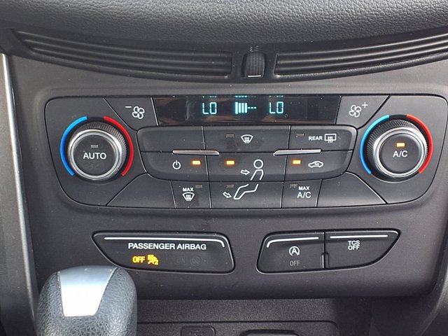 Certified 2017 Ford Escape SE w/ Equipment Group 201A FWD image 9