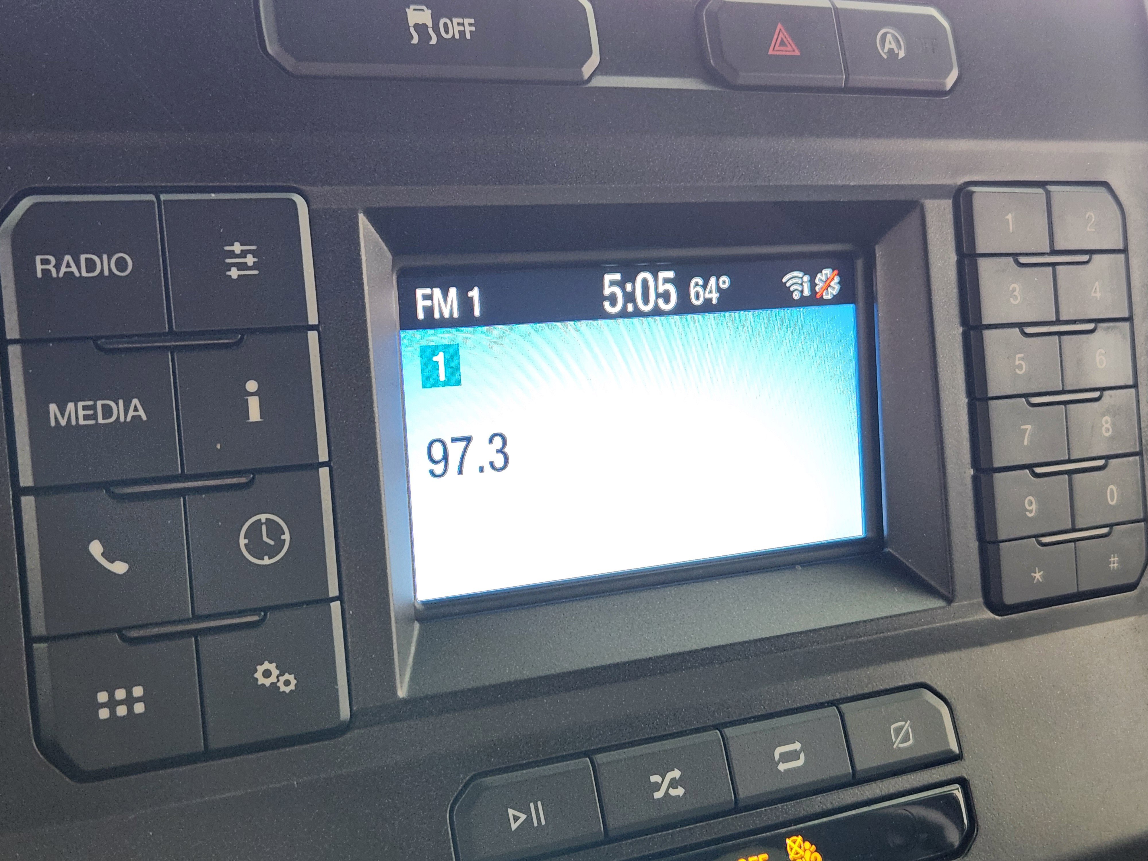 Certified 2018 Ford F150 XLT w/ Equipment Group 301A Mid image 21