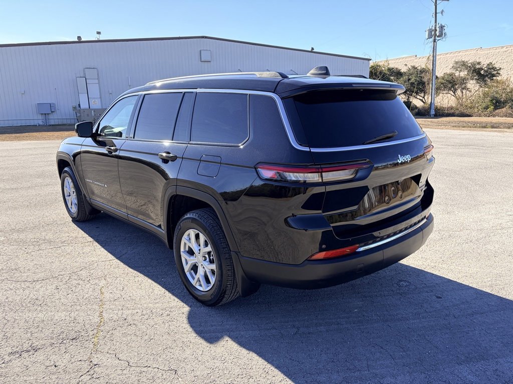 Used 2024 Jeep Grand Cherokee L Limited w/ MOPAR Finishing Package image 2