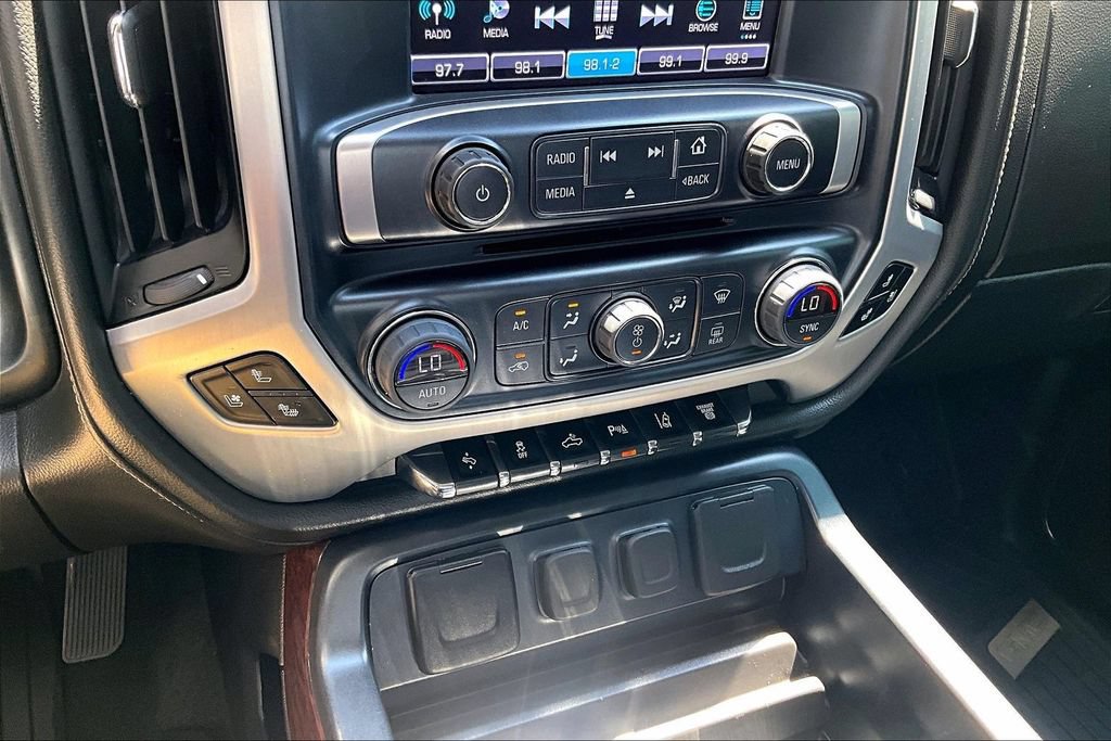 Used 2018 GMC Sierra 3500 SLT w/ Duramax Plus Package AWD/4WD image 24