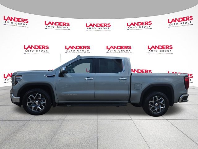 Used 2023 GMC Sierra 1500 SLT w/ SLT Convenience Package AWD/4WD image 8