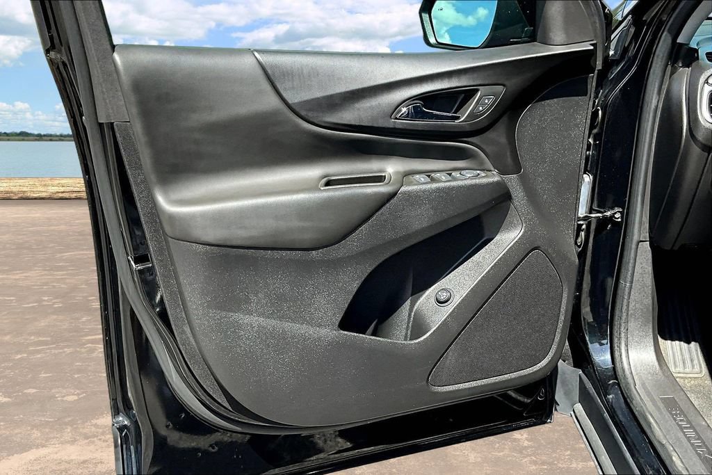 Used 2024 Chevrolet Equinox LT AWD/4WD image 22