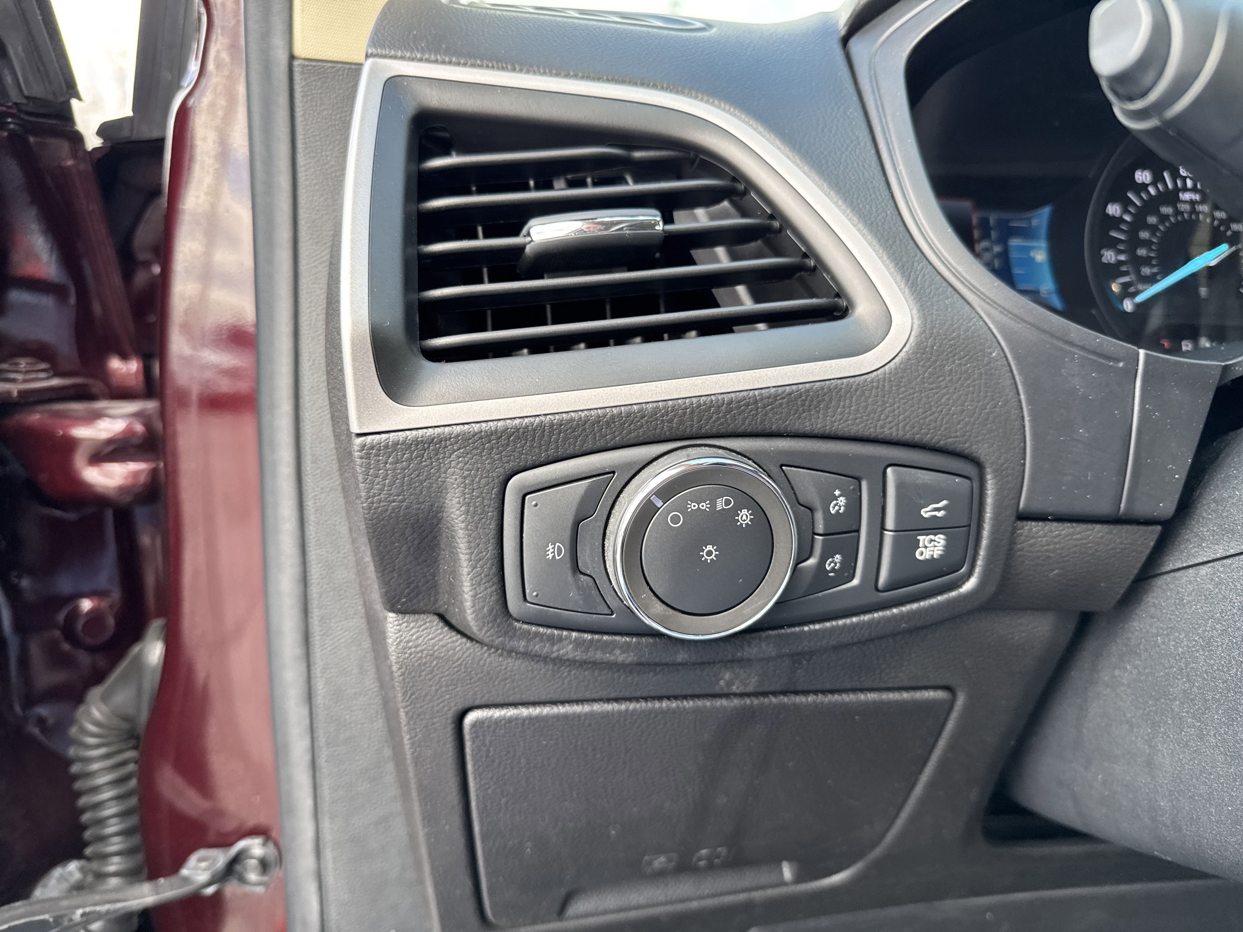 Certified 2022 Ford Edge SEL w/ Convenience Package image 24