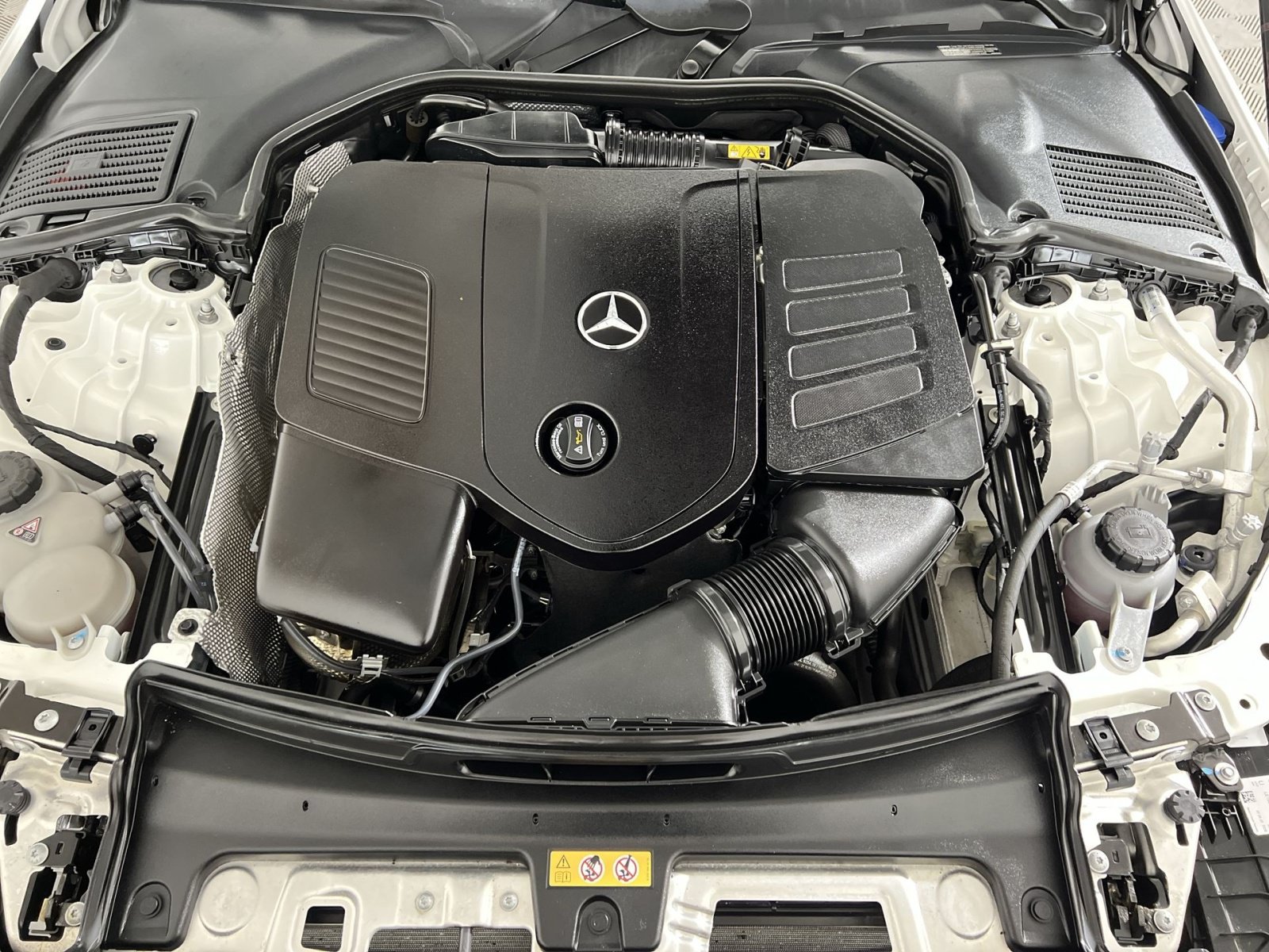 Used 2024 Mercedes-Benz C 300 4MATIC Sedan image 27