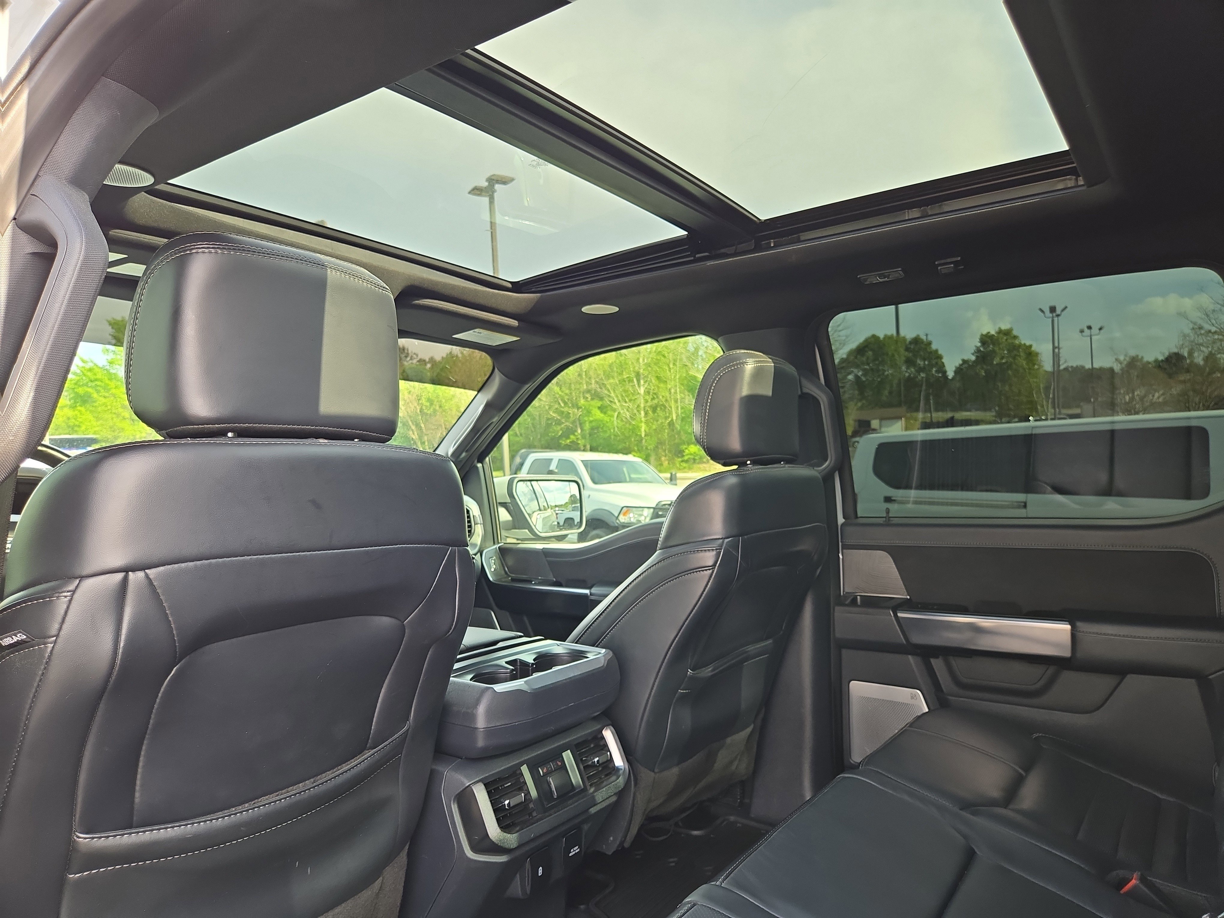 Certified 2023 Ford F150 Platinum w/ Equipment Group 701A High image 16