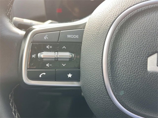 Used 2024 Kia Sorento S image 31