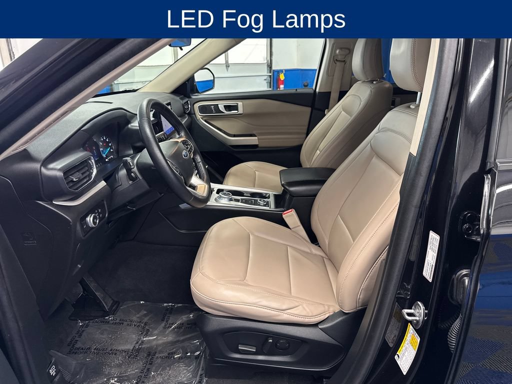 Certified 2023 Ford Explorer XLT w/ Equipment Group 202A AWD/4WD image 10