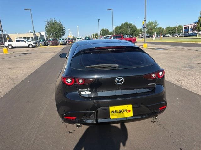 Used 2022 MAZDA MAZDA3 s AWD/4WD image 6