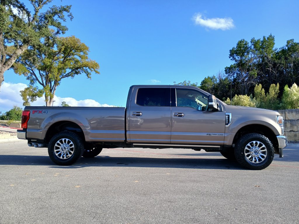 Certified 2022 Ford F250 Lariat w/ Lariat Ultimate Package AWD/4WD image 2