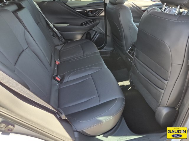 Used 2025 Subaru Outback Limited AWD/4WD image 15