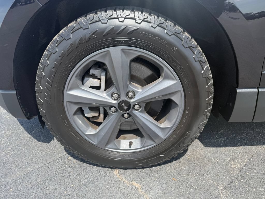 Certified 2023 Ford Edge SEL w/ Sport Appearance Package AWD/4WD image 12