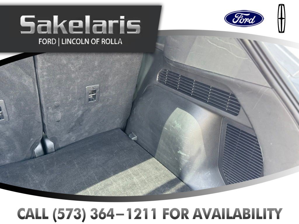 Certified 2025 Ford Escape ST-Line AWD/4WD image 40