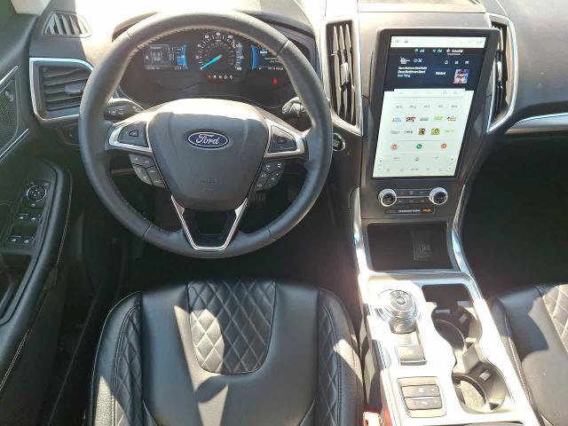Certified 2024 Ford Edge Titanium AWD/4WD image 27