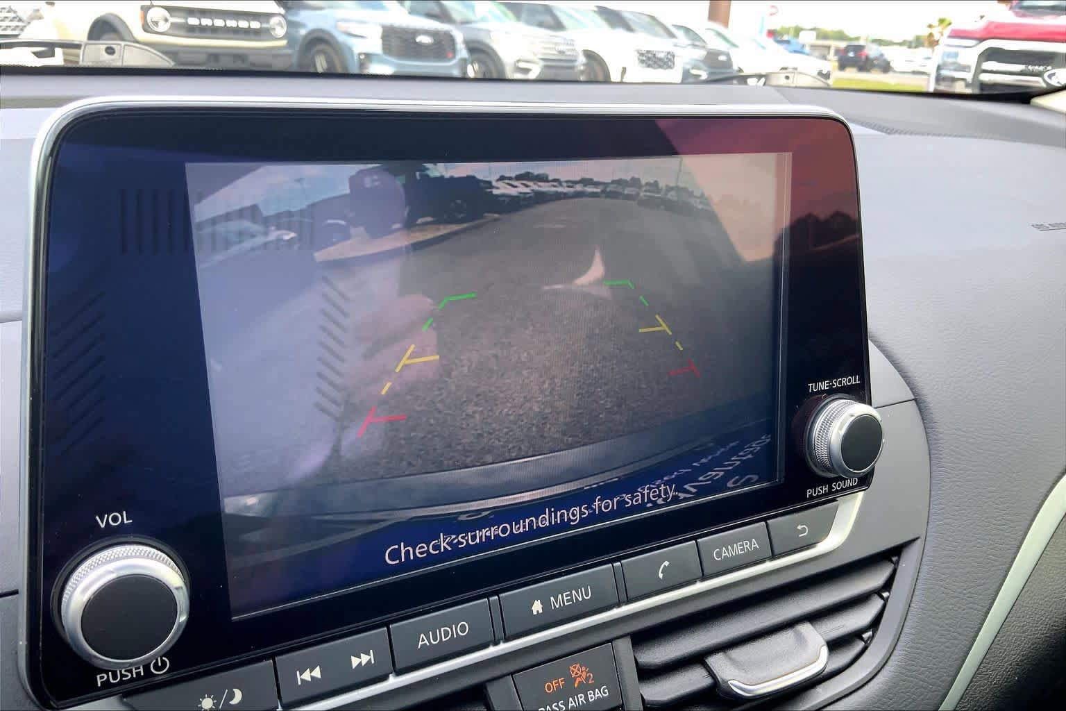 Used 2025 Nissan Altima 2.5 S FWD image 25