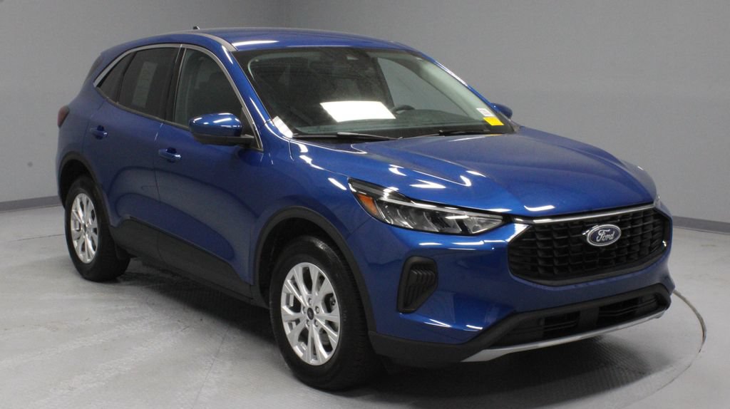 Certified 2023 Ford Escape Active w/ Tech Pack #2 AWD/4WD video 1