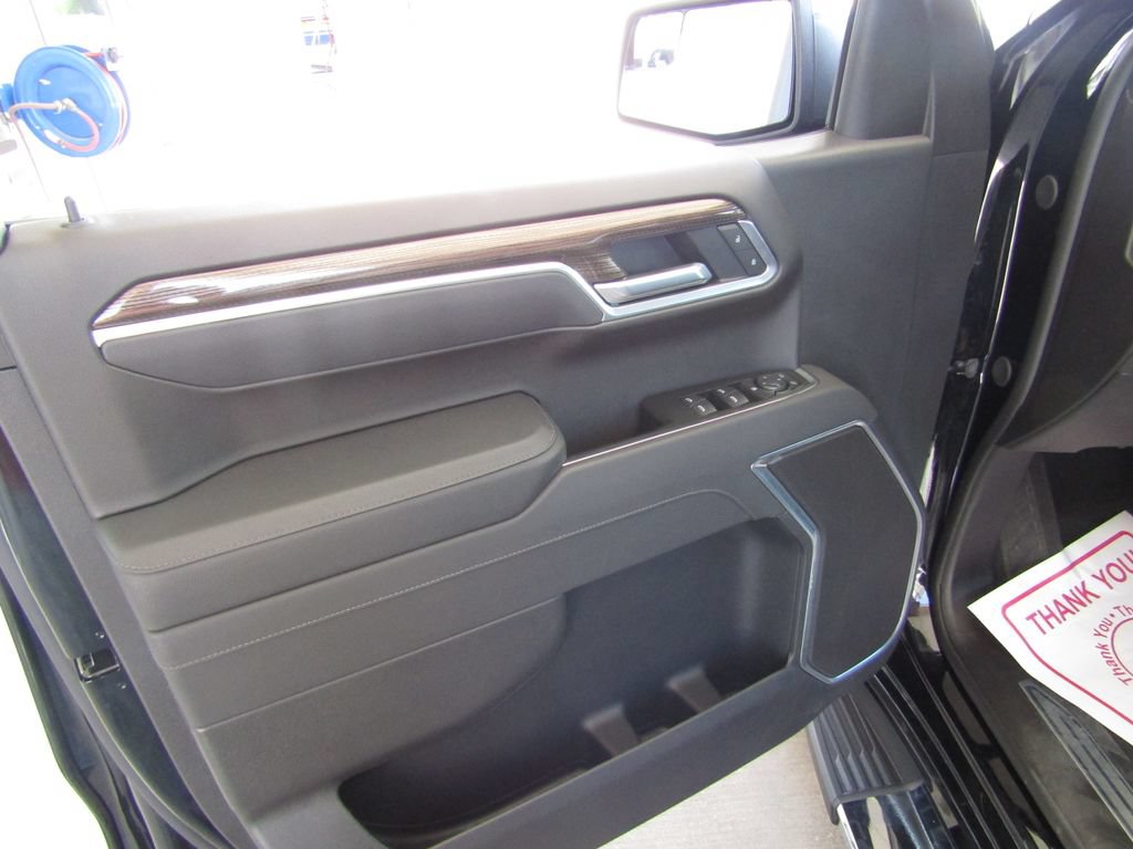 Used 2026 Chevrolet Silverado 1500 LT AWD/4WD image 21