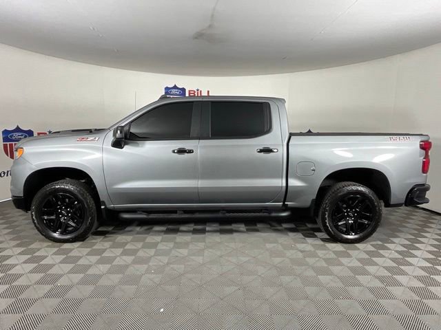 Used 2025 Chevrolet Silverado 1500 LT Trail Boss w/ Convenience Package II image 2