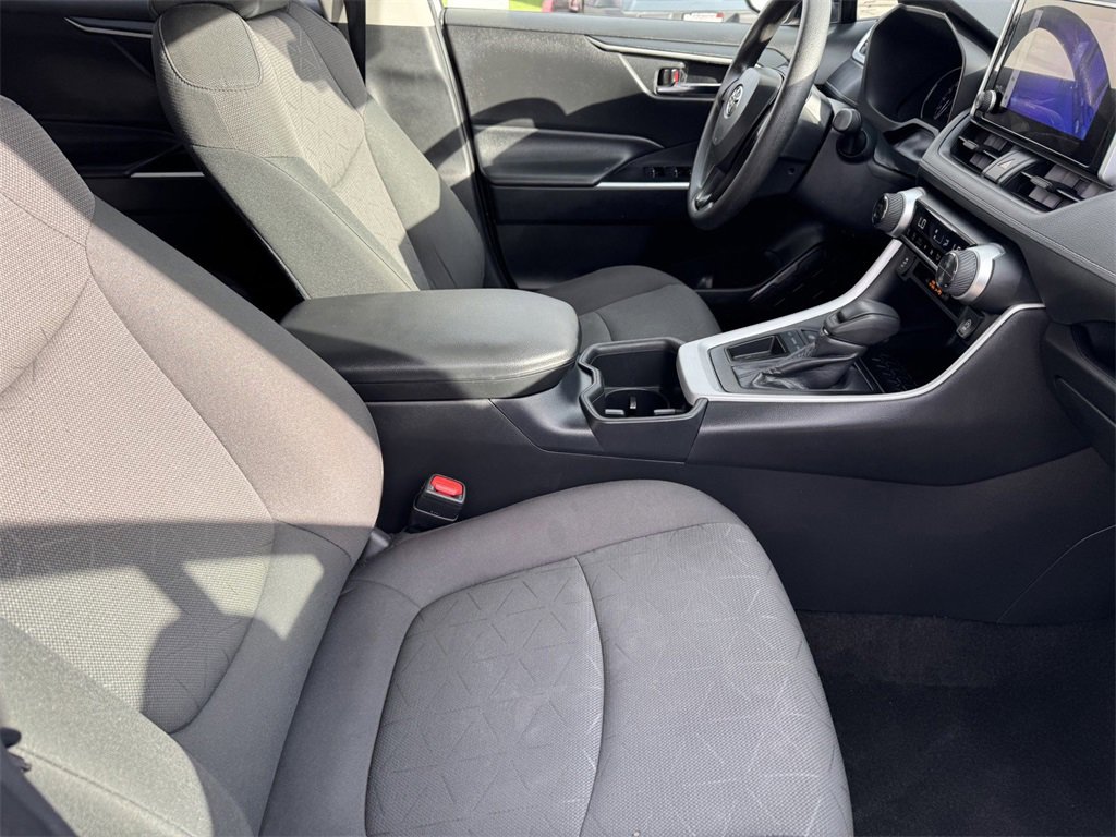 Used 2024 Toyota RAV4 XLE image 6