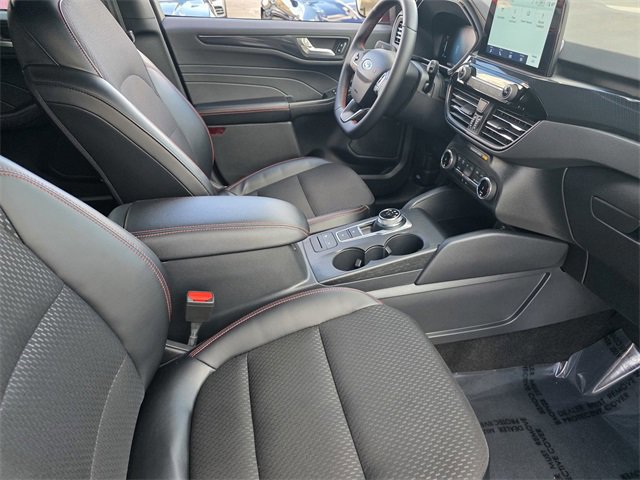 Certified 2025 Ford Escape ST-Line image 15