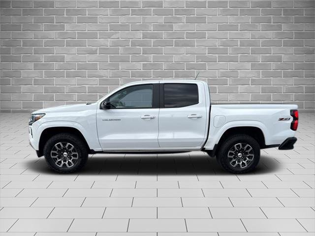 Used 2023 Chevrolet Colorado Z71 w/ Z71 Convenience Package 2 image 4