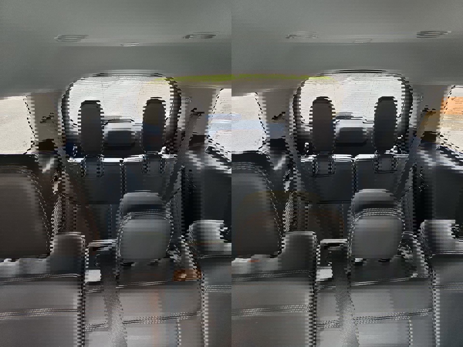 Certified 2022 Ford Explorer XLT w/ Equipment Group 202A image 22