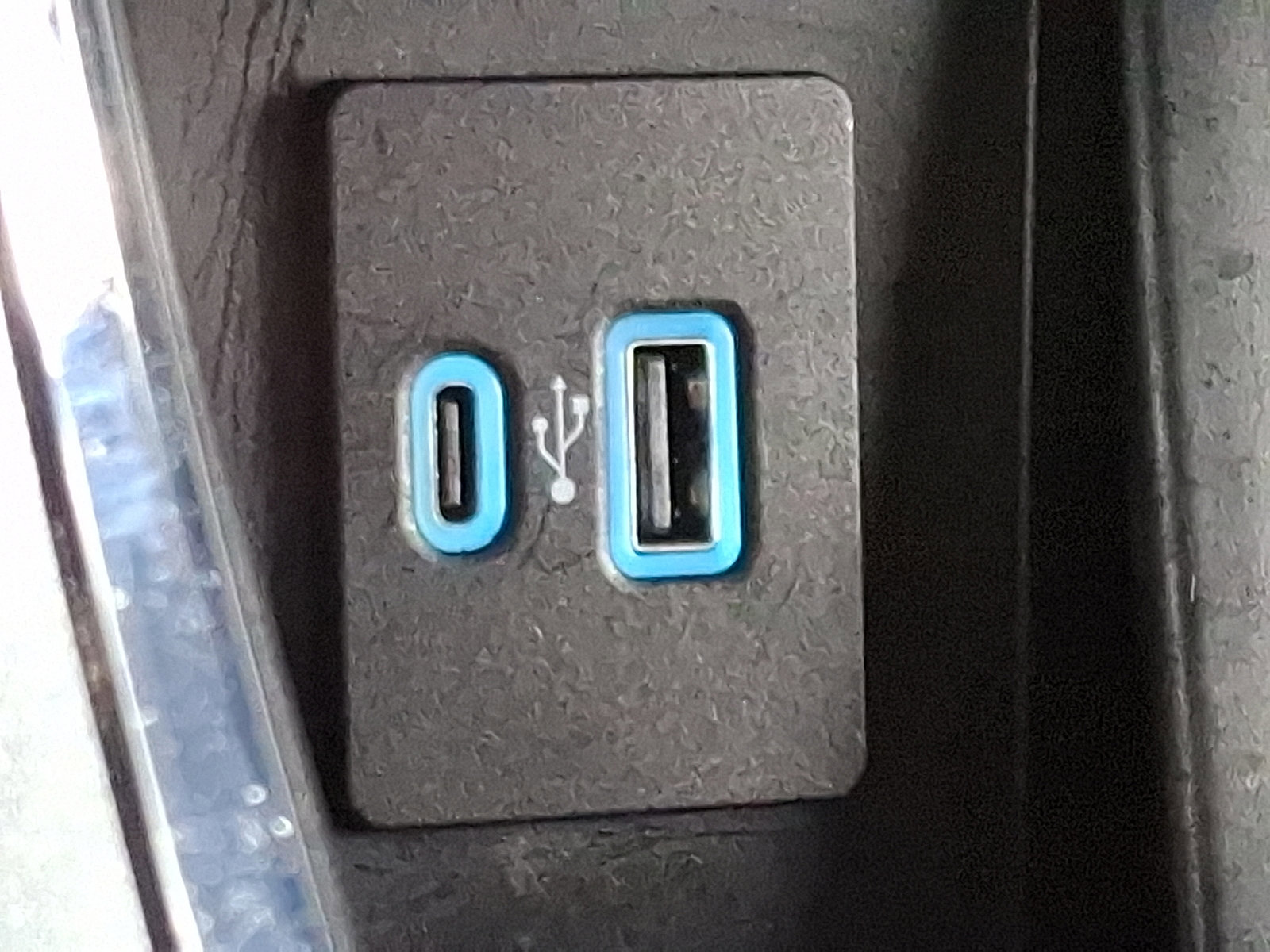 Certified 2023 Ford F150 Lariat w/ Equipment Group 502A High image 27