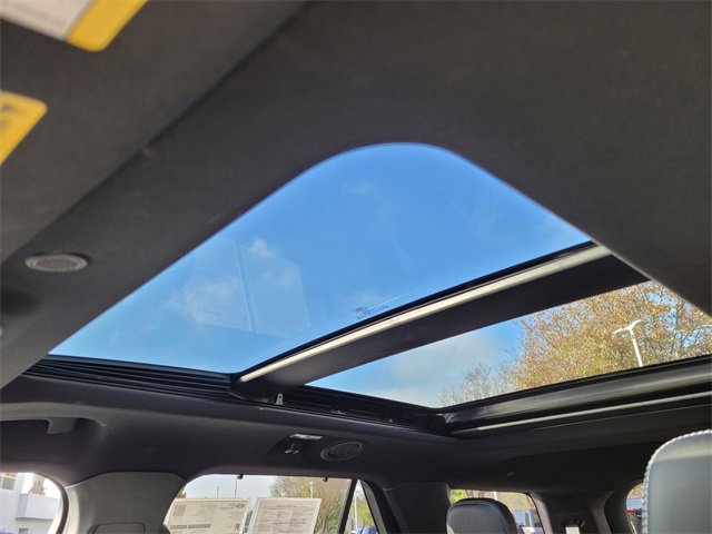 Certified 2022 Ford Explorer ST w/ Equipment Group 401A image 21