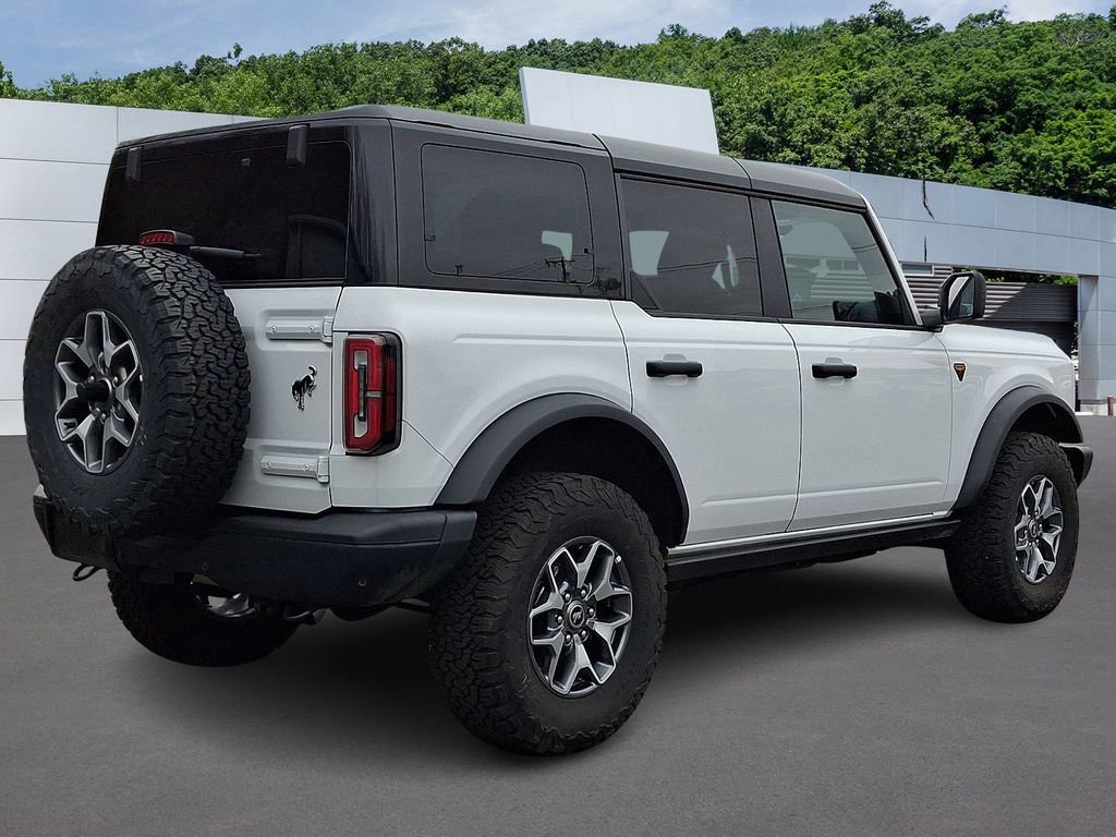 Certified 2025 Ford Bronco Badlands AWD/4WD image 4