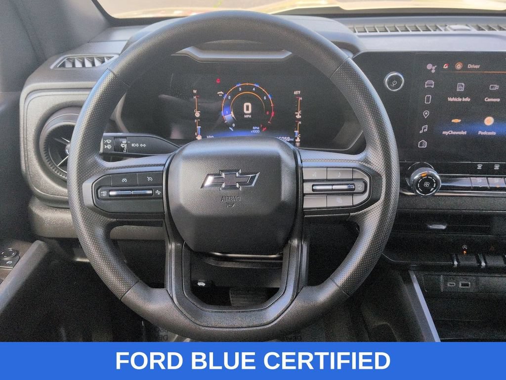 Used 2023 Chevrolet Colorado Trail Boss w/ Technology Package AWD/4WD image 13