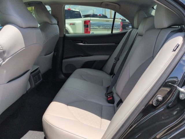 Used 2022 Toyota Camry XSE FWD image 12