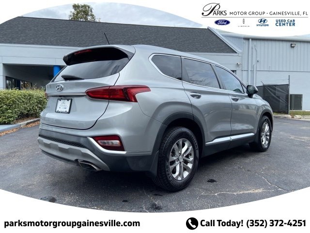 Used 2020 Hyundai Santa Fe SE image 4
