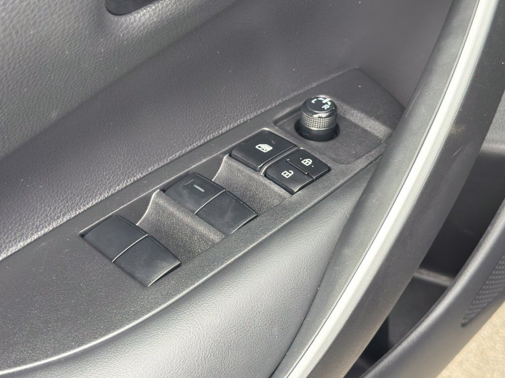 Used 2024 Toyota Corolla SE w/ SE Premium Package FWD image 23